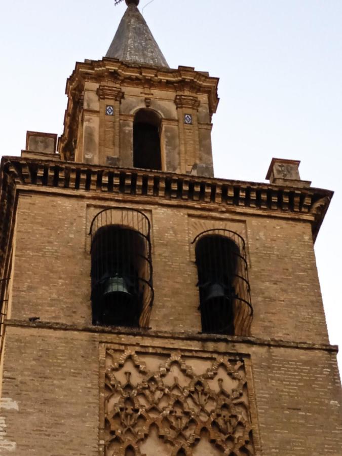 Apartamento Casco Antiguo Exterior Unico En Segunda Planta En Un Edificio De De Dos Plantas Севілья Екстер'єр фото